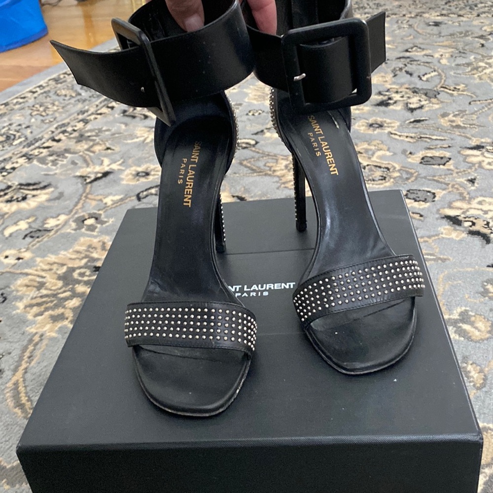 Saint Laurent leather heel with studs size 7.5-Jane stud